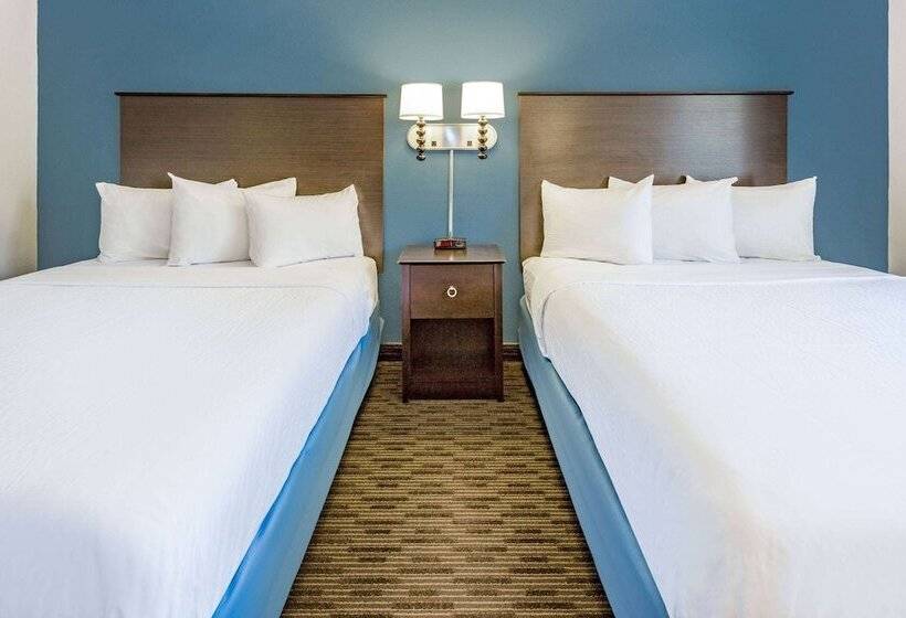 Americinn By Wyndham Hotel And Suites Long Lake