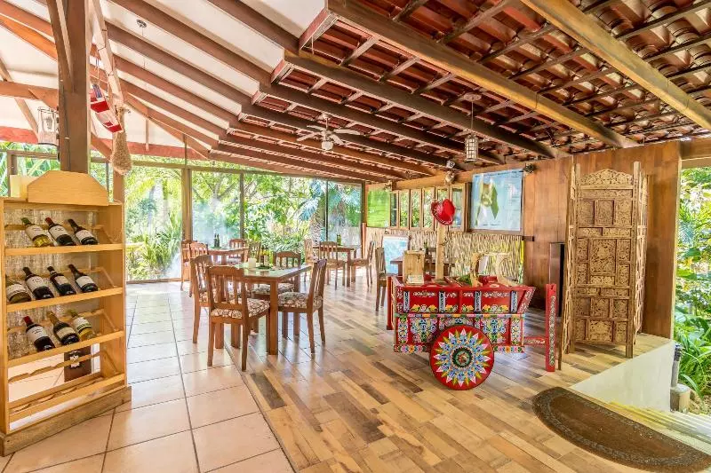 Hotelli Colinas Del Sol