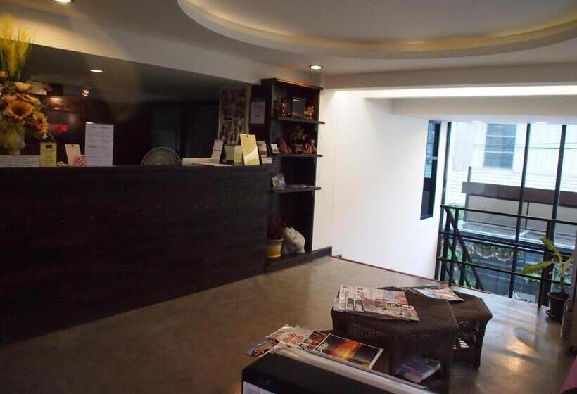 هتل De Poem Loft Boutique Residence