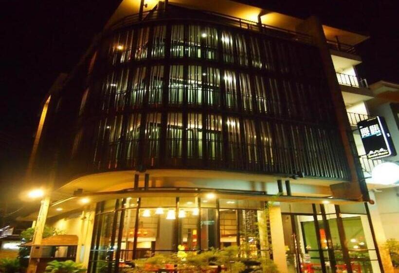 هتل De Poem Loft Boutique Residence