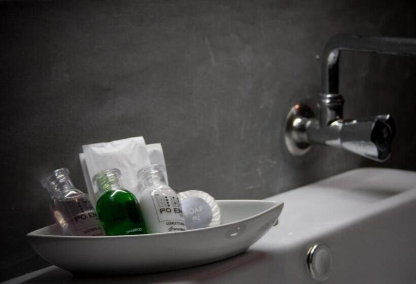 هتل De Poem Loft Boutique Residence