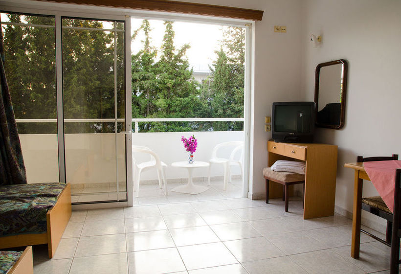 酒店 Gnest Apartments