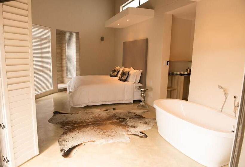 هتل Moditlo River Lodge