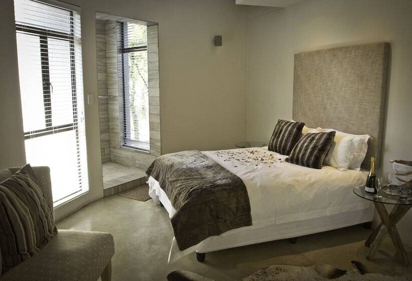 هتل Moditlo River Lodge