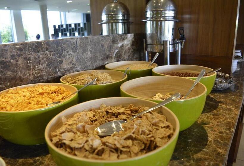 Moyvalley Hotel & Golf Resort