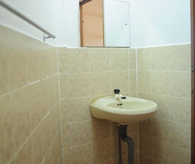 Hotel Redang Paradise Resort