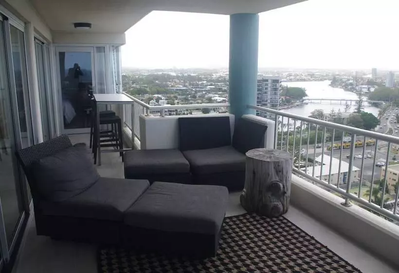 Marriner Views