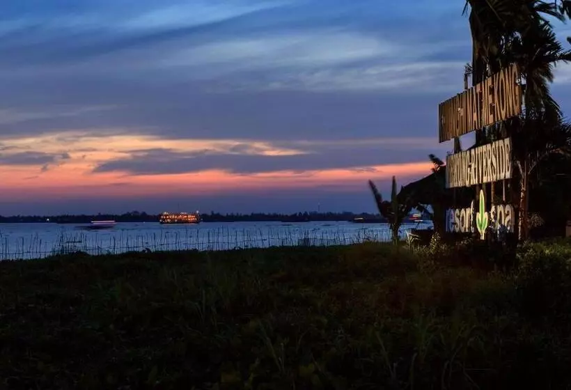 Mekong Riverside Boutique Resort & Spa