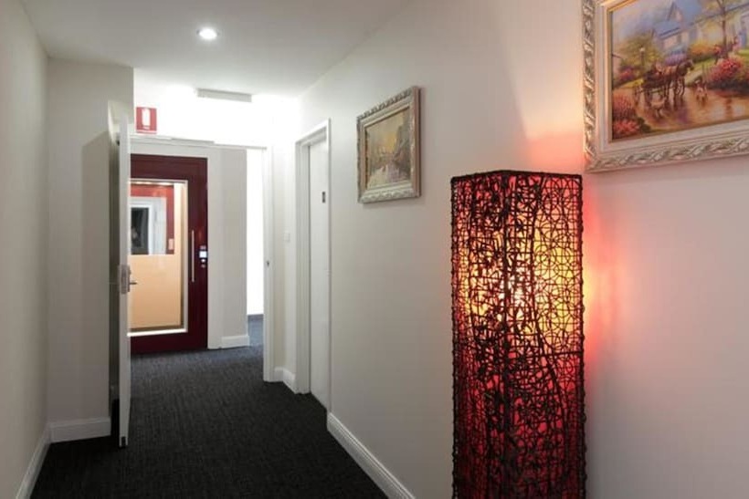 Пансион Lily Sands Inn