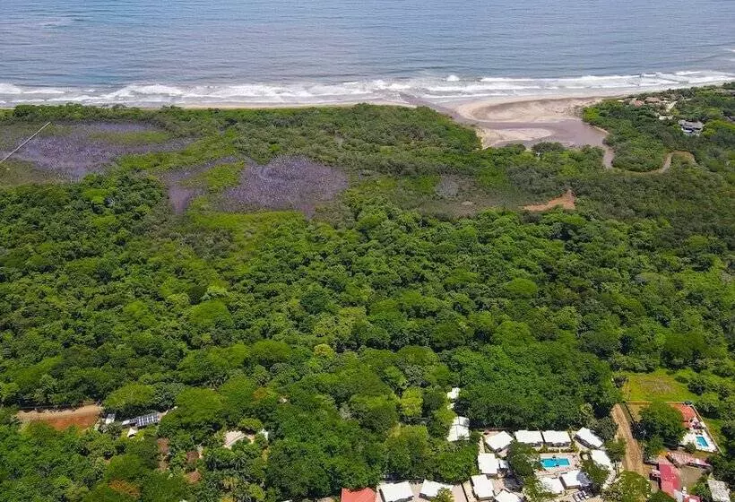 Lomakeskus Las Avellanas Villas