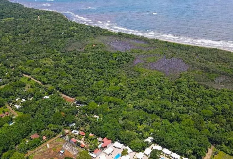 Lomakeskus Las Avellanas Villas