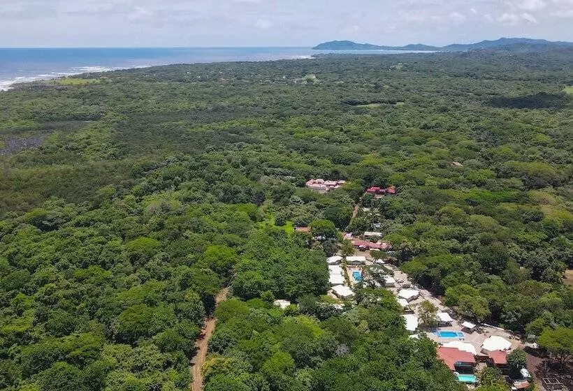 Lomakeskus Las Avellanas Villas