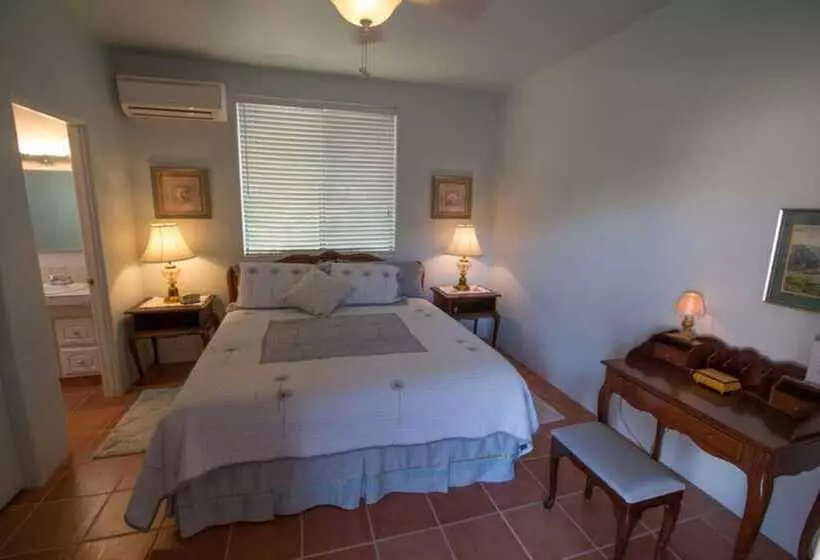 Turtle Back Mesa Bed & Breakfast
