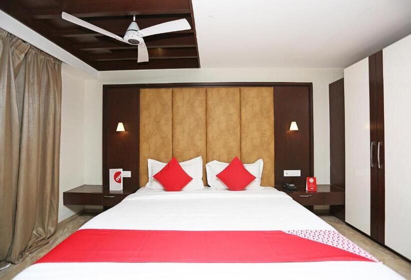 Hotelli Oyo 5561  Cambean