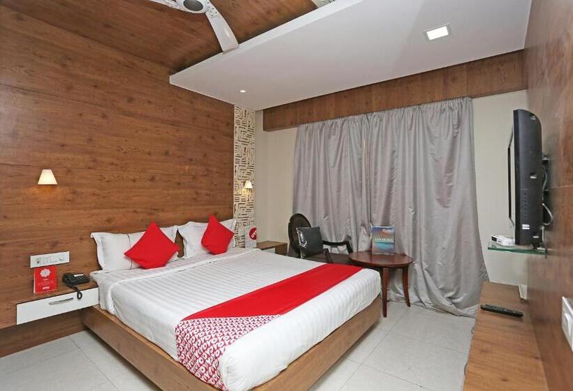 Hotelli Oyo 5561  Cambean