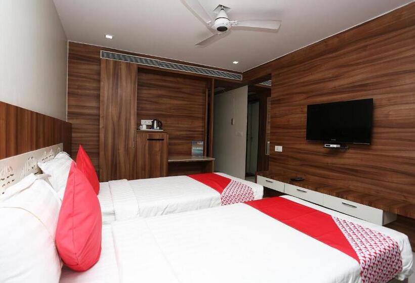 Hotelli Oyo 5561  Cambean