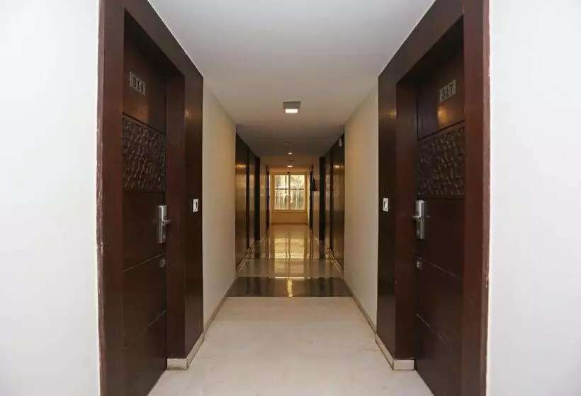 Hotelli Oyo 5561  Cambean