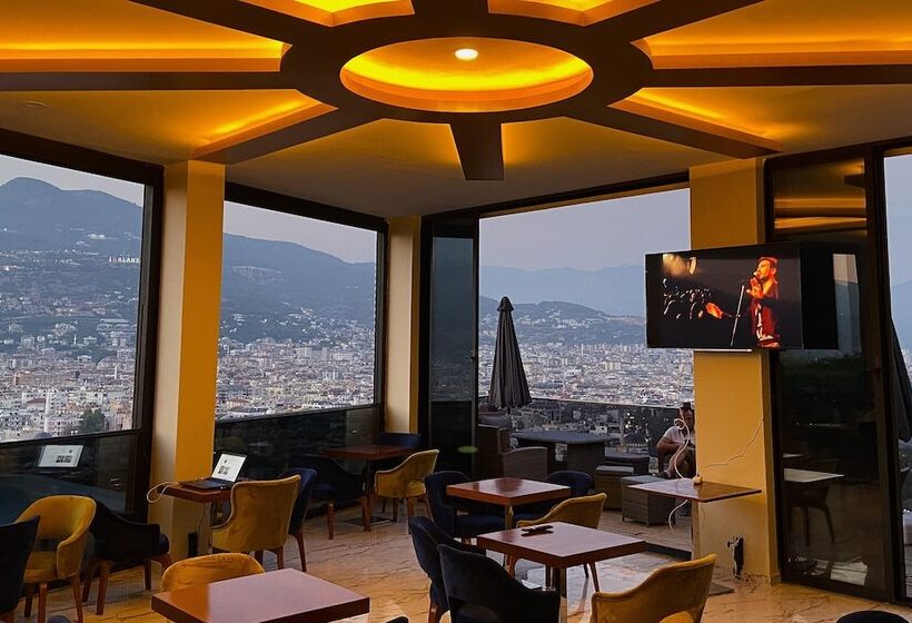 هاستل Castle S Light Boutique