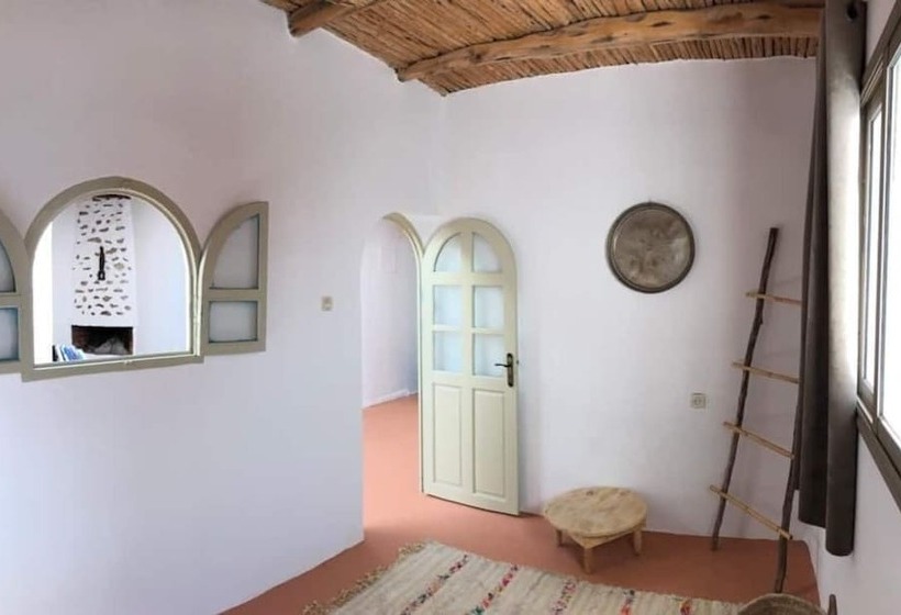 Общежитие Surf House Lodge