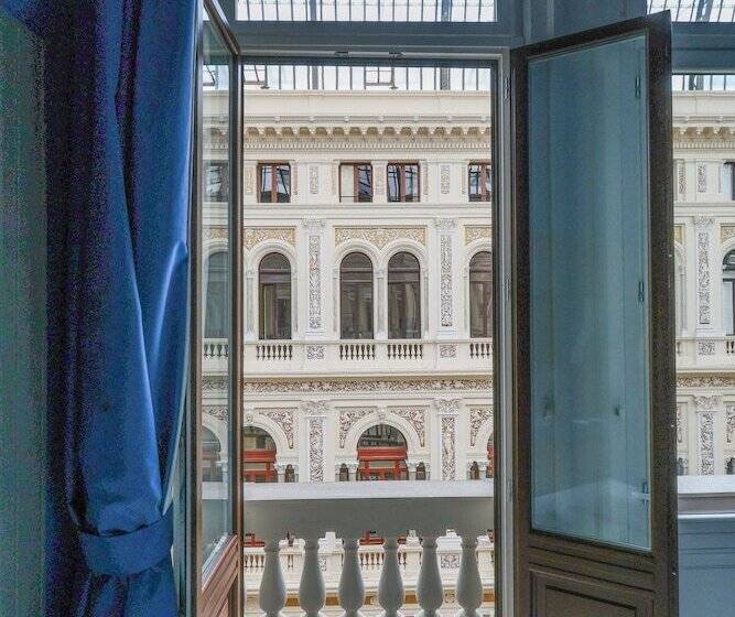 تختخواب و صبحانه Maison San Carlo Luxury Suites