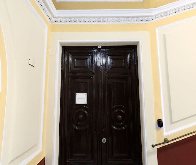 تختخواب و صبحانه Maison San Carlo Luxury Suites