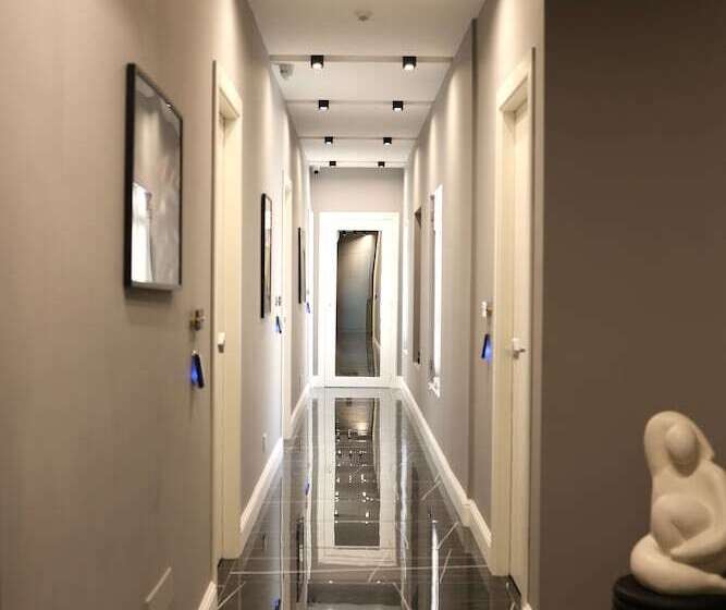 تختخواب و صبحانه Maison San Carlo Luxury Suites