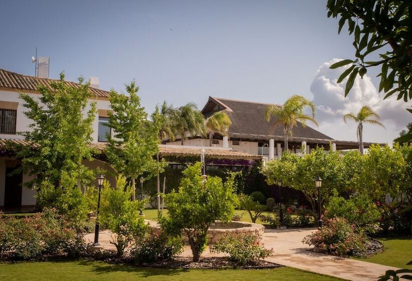 هتل Bodegas Campestral