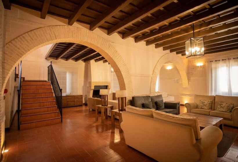 هتل Bodegas Campestral