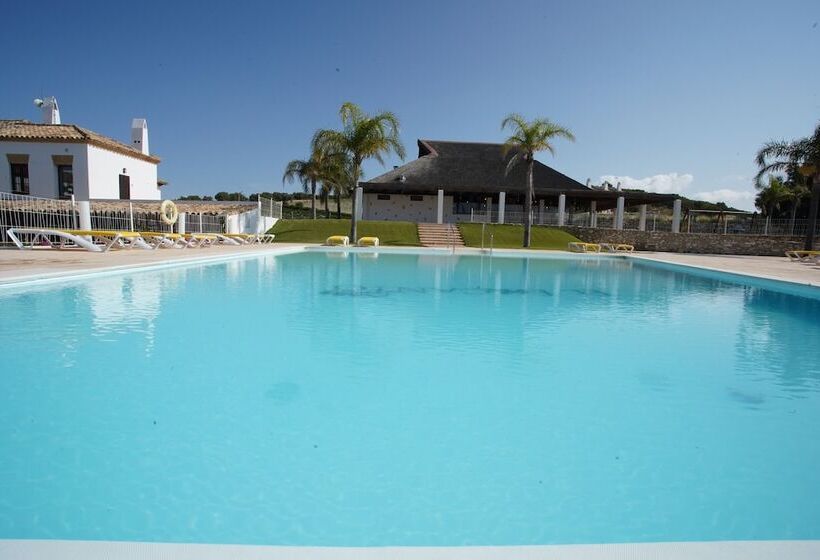 هتل Bodegas Campestral