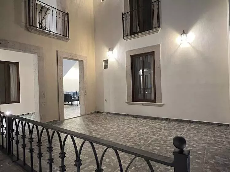 ホテル Casona 1530