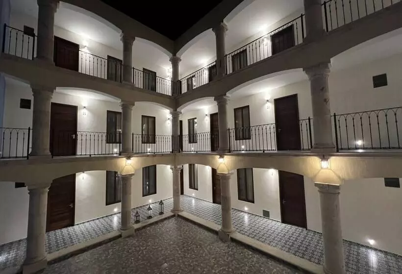 ホテル Casona 1530