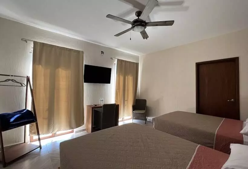 ホテル Casona 1530