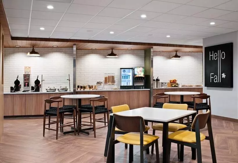 Hotelli Fairfield By Marriott Inn & Suites Chino