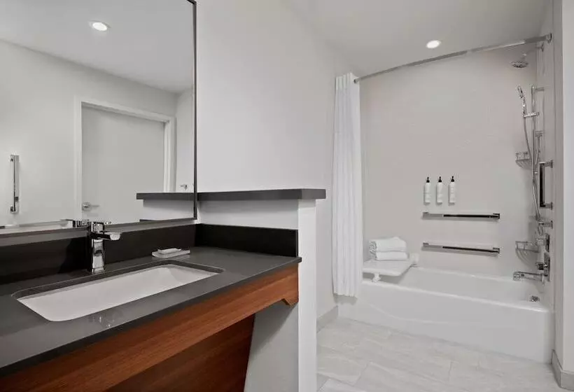 Hotelli Fairfield By Marriott Inn & Suites Chino