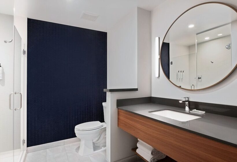 Отель Fairfield By Marriott Inn & Suites Chino