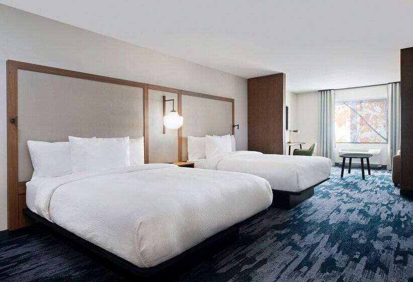 Отель Fairfield By Marriott Inn & Suites Chino