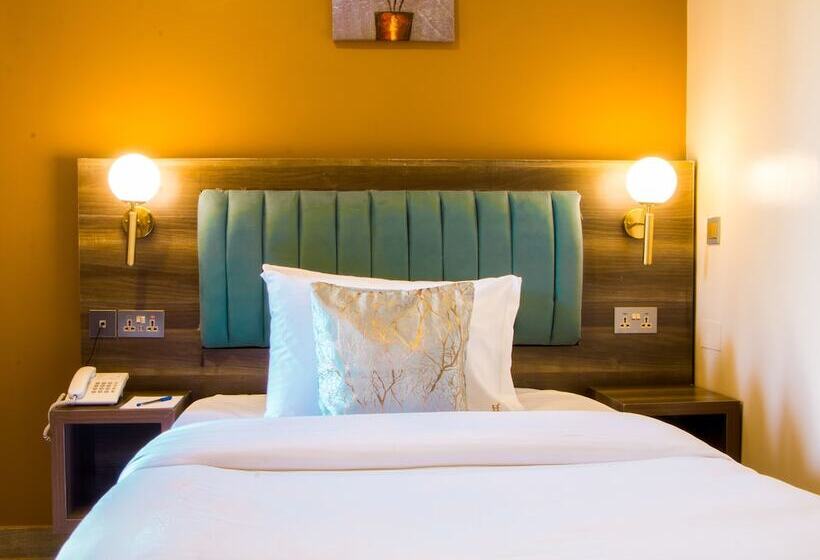 هتل Horizon Entebbe