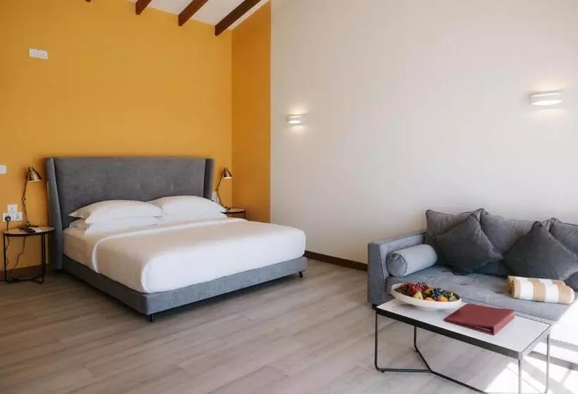 هتل Joy Island Maldives All Inclusive Resort