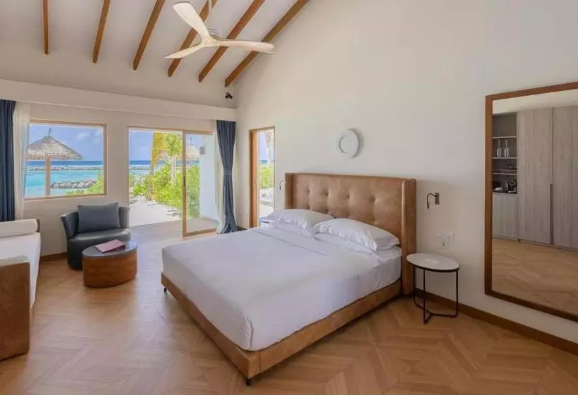 هتل Joy Island Maldives All Inclusive Resort