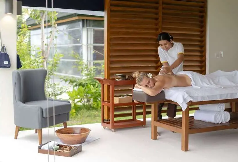 هتل Joy Island Maldives All Inclusive Resort