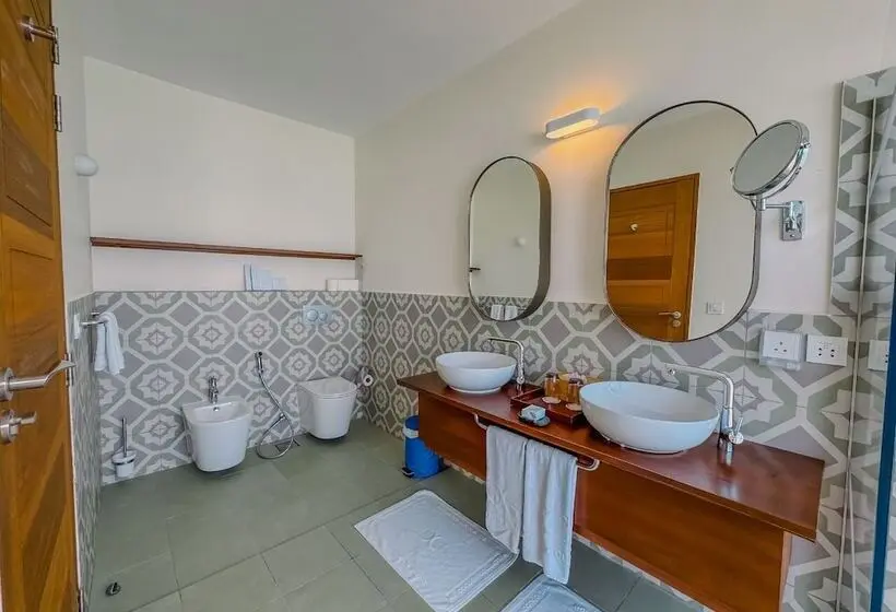 هتل Joy Island Maldives All Inclusive Resort