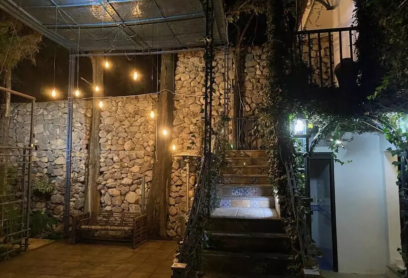 Hotelli Magnolias Jardin & Boutique Suites