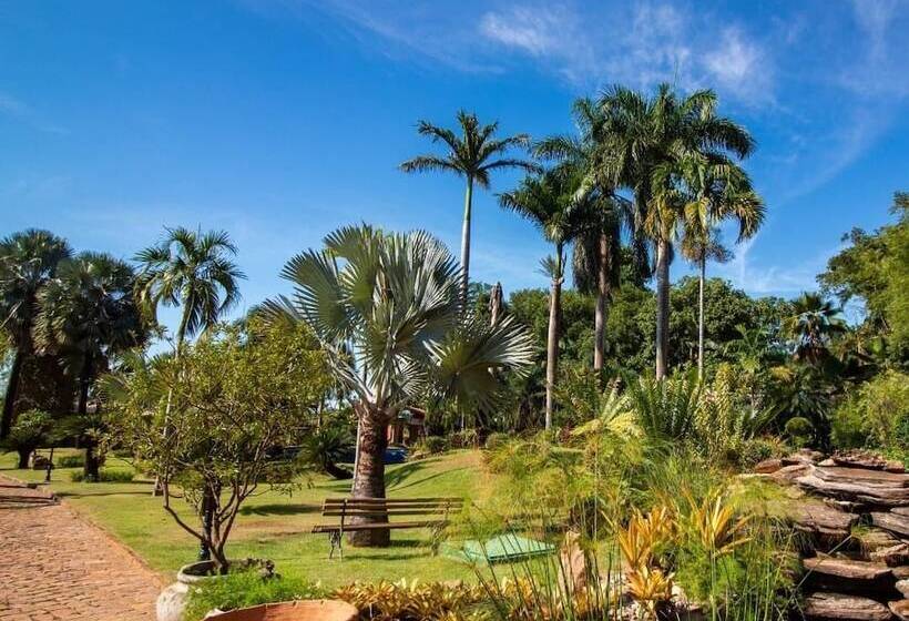 هتل Pobore Pousada Spa Gastronomia