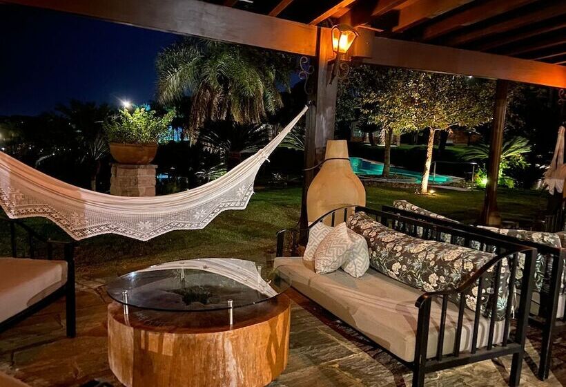 هتل Pobore Pousada Spa Gastronomia