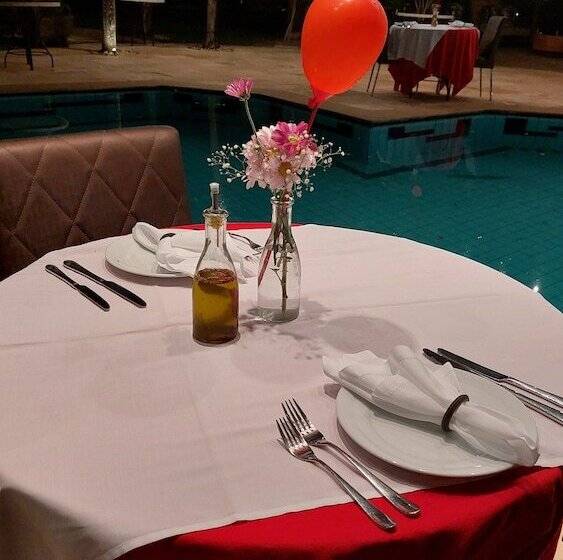 هتل Pobore Pousada Spa Gastronomia