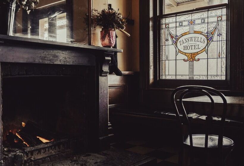 فندق Tanswells Commercial Hote