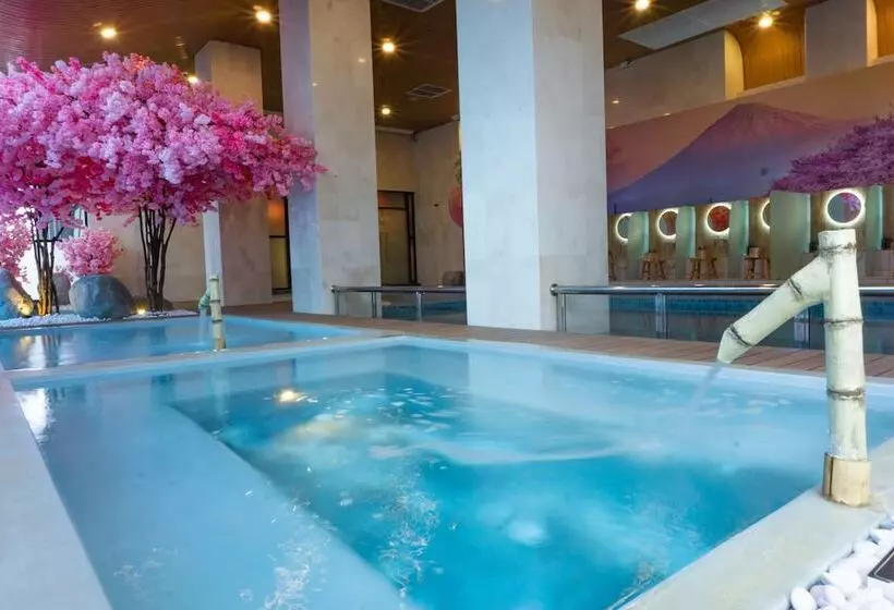 Hotelli The Yanné, Onsen