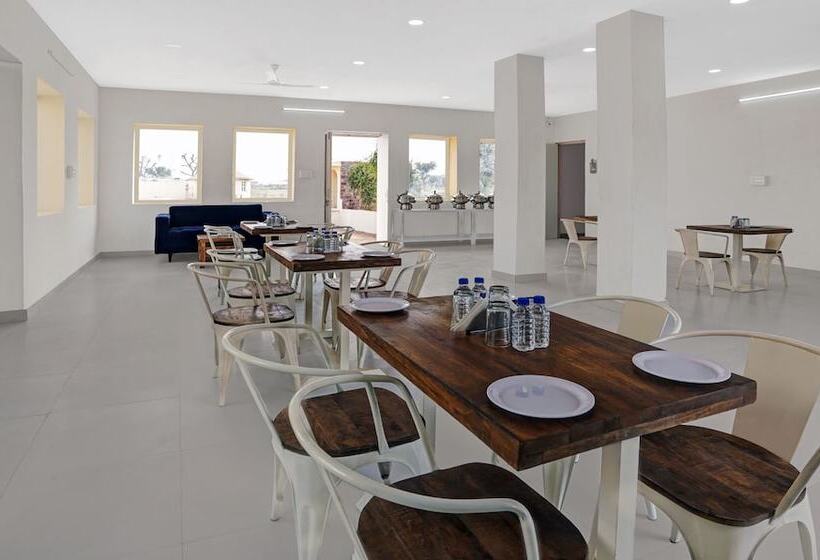 ホテル Treebo Hinduja Luxury Camp & Resort