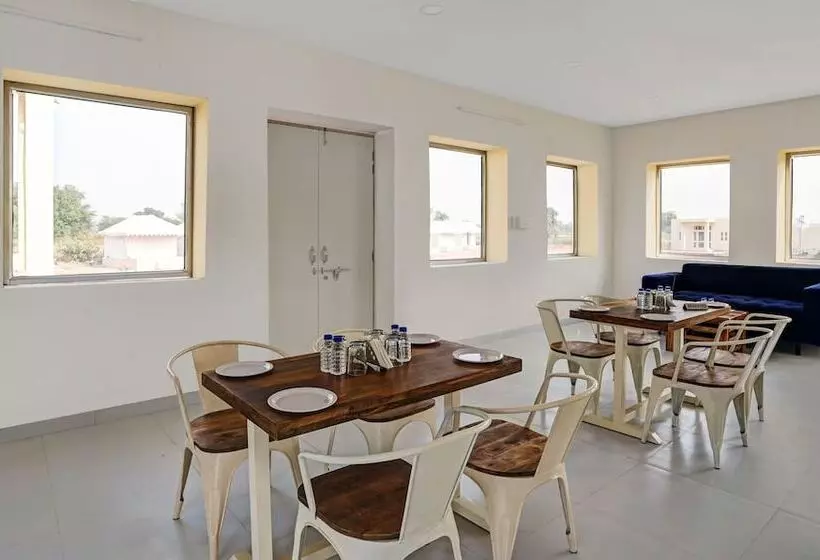 ホテル Treebo Hinduja Luxury Camp & Resort