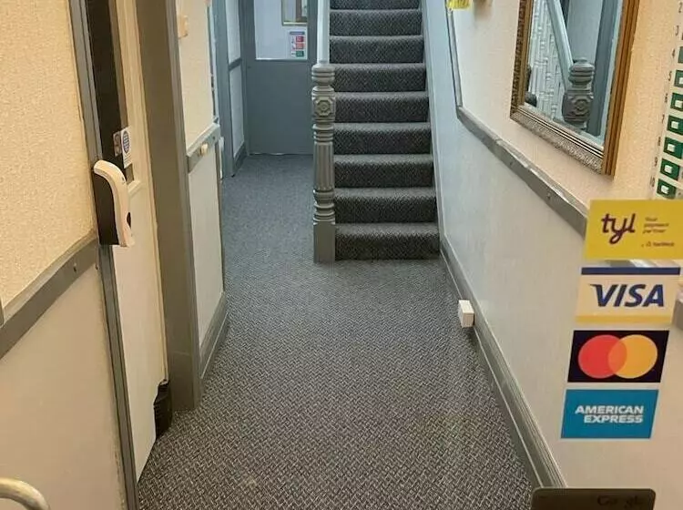 ペンション Sunnydene